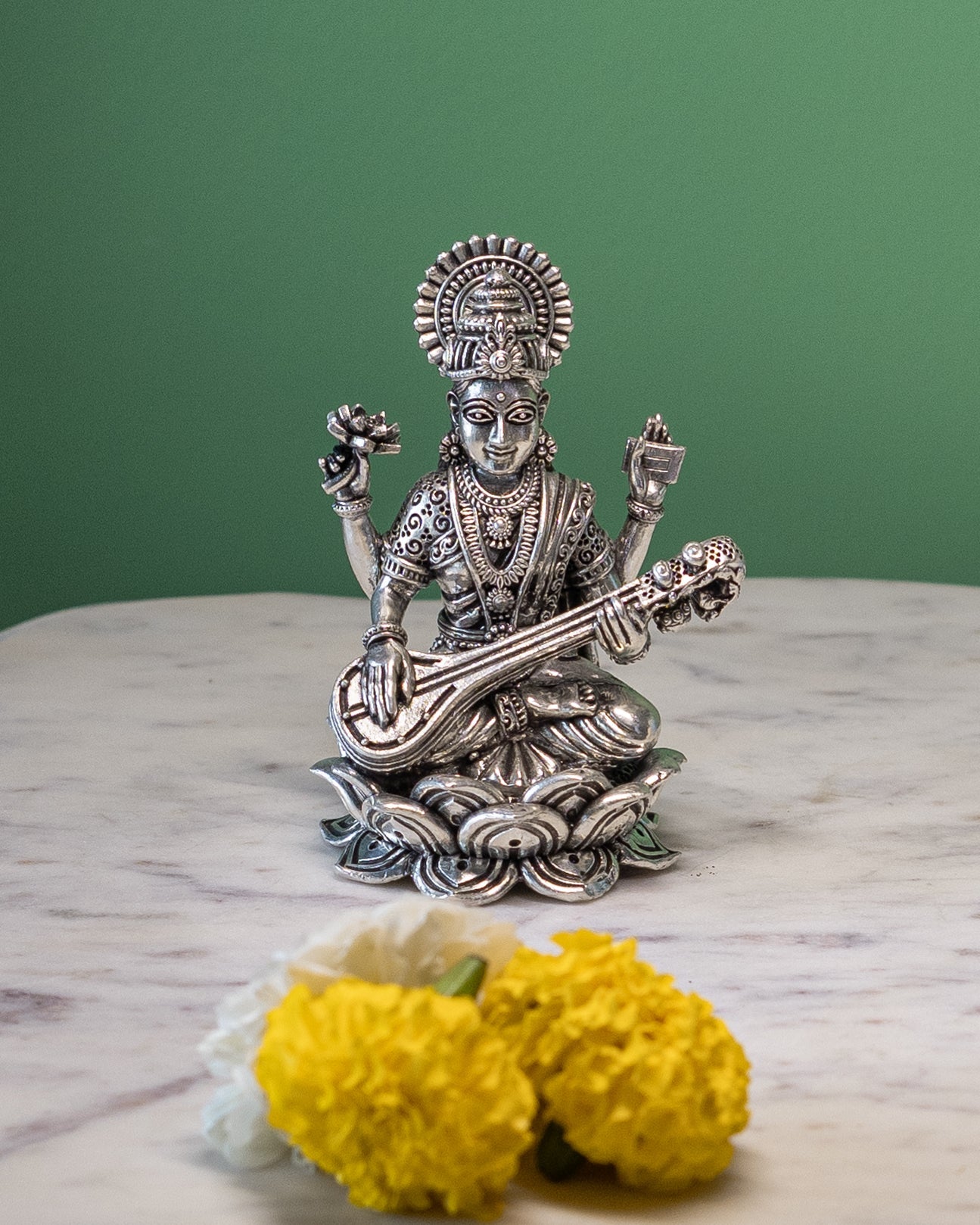 Divine: Goddess Saraswati in Silver - Prata